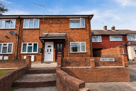 Loxley Court RM3