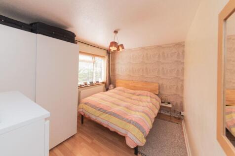 Spacious 2 Bedroom Apartment