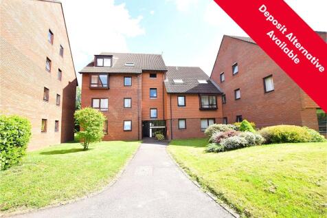 Two Double Bedroom ground floor flat located in BS16. Available 27th August and offered on an unfurnished basis.