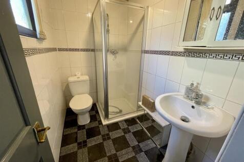 Downstairs washroom