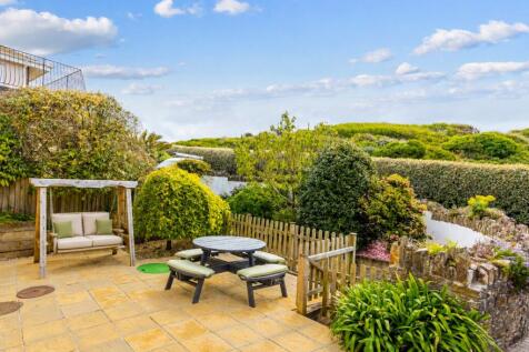 Fron Terrace