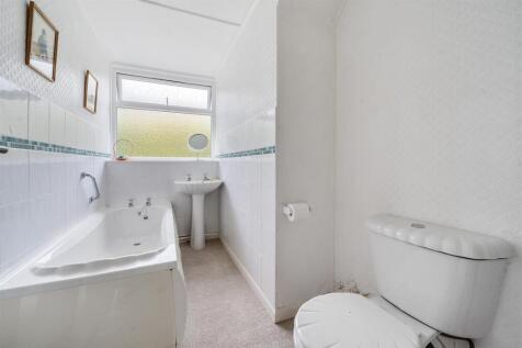 Mill Hill Bathroom.jpg