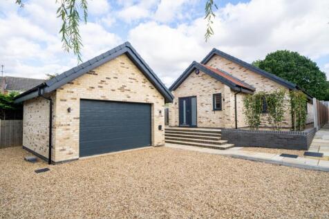 Plot 4 Fairview Close - DSC04625