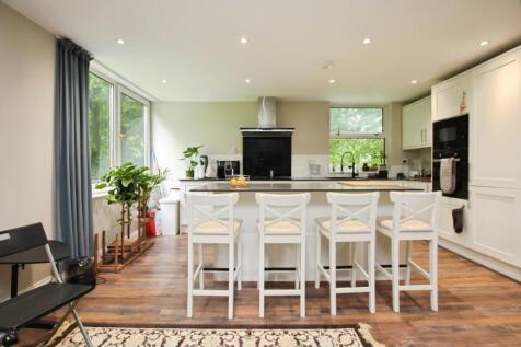 Westacre Close - Henbury photo 4