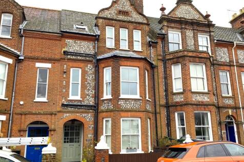 Click to visit Rightmove listing