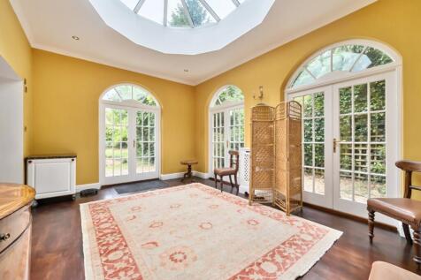 1305250-31-684983...