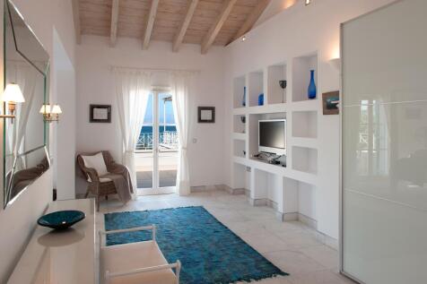 Upstairs master bedroom