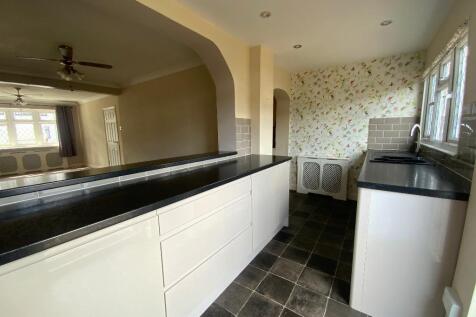KITCHEN 16' x 15'1>5'11