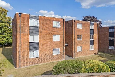 Woodford Green, IG8 - property photo