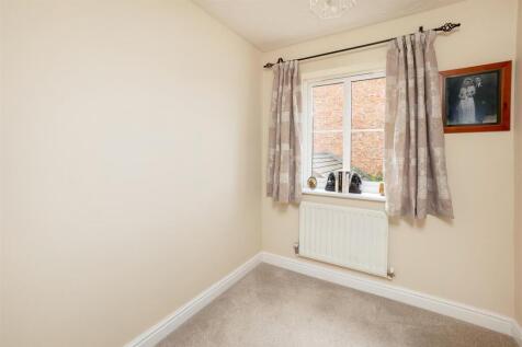 42 Railway Crescent 2459-18.jpg