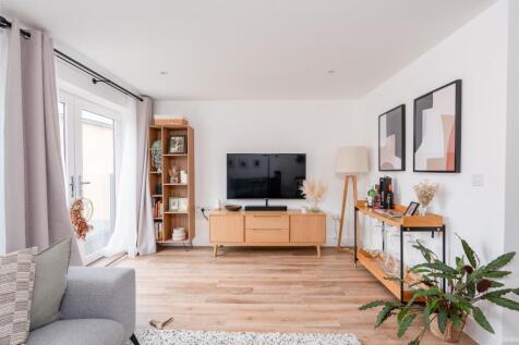 Bristol, BS10 - property photo