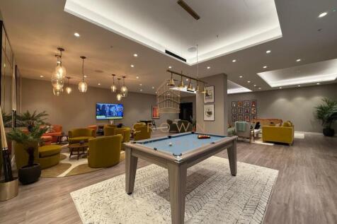 Triptych Place, 00204 (4).jpg