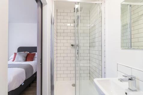 Tawny Place photo 4