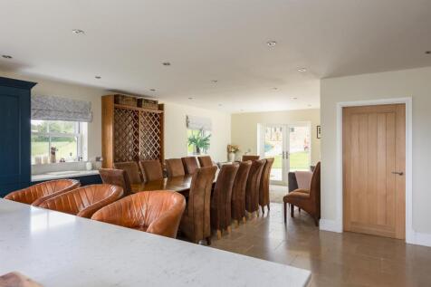 House - Kitchen Dining Room