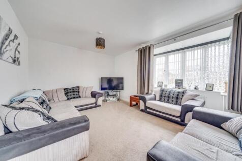 5 - sitting room.jpg