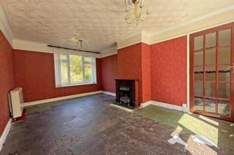 Southway Drive 155 - Living Room Front.jpg