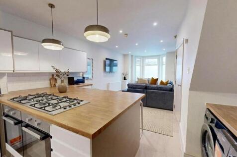 69, Furness Road, Manchester photo 4
