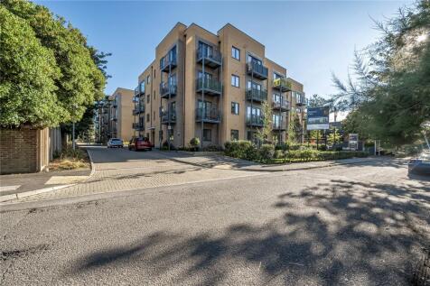 2-bed flat on Audrey House, Maidenhead, SL6, £1,750/mo
