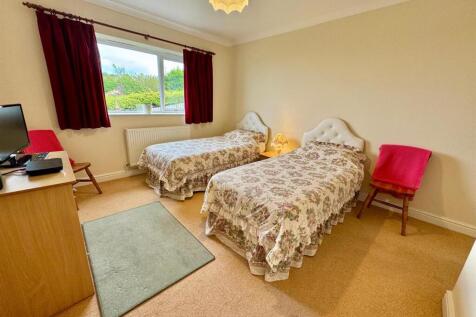 PHOTO-2025-08-12-06-55-38 (7).jpg