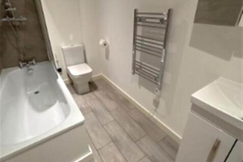 135329358_Bathroom_1