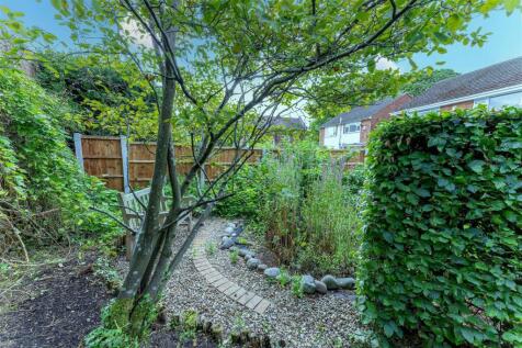 Rear Garden 1.1 SAPL9310-20250805-DxO_DeepPRIME XD