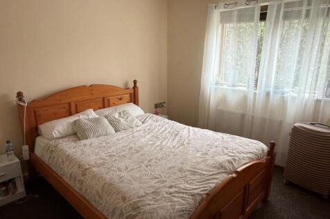 LC 9 Bedroom.jpg