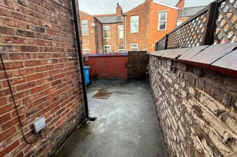 Rear Yard.1.jpeg