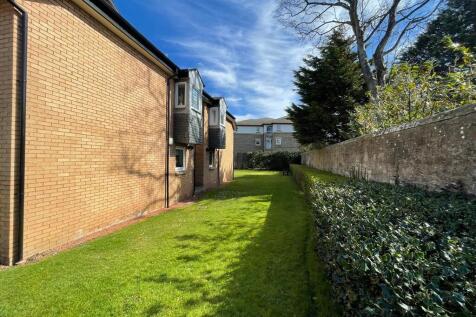 IMG-20250401-WA00...