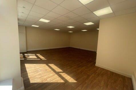 Retail Property (high street) to rent Image 6