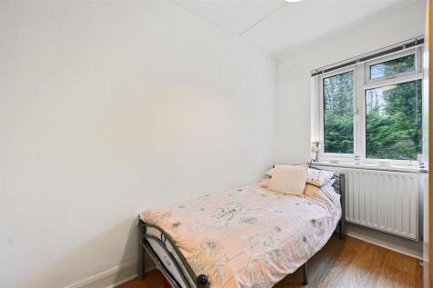 WH - 41 Rossdale - BedroomE3 (1).JPG