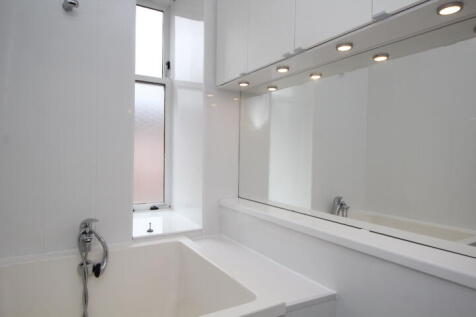9 Kildonan Drive, Thornwood, G11 7UZ photo 4