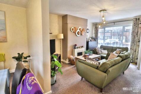 Statham Avenue, Warrington photo 4