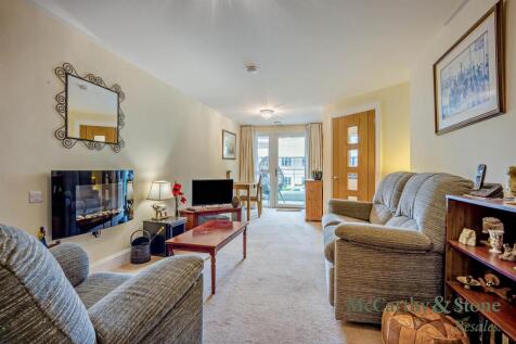 8703696-interior11-800.jpg