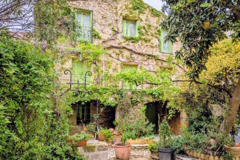 Property Image 1