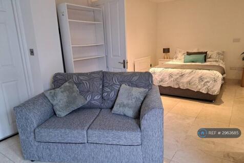 Kilwinning Drive, Milton Keynes, MK10 photo 4