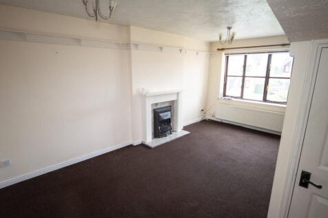 41 Heaton Gardens, Huddersfield, HD1 4JA photo 4