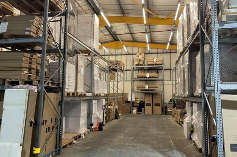 Light Industrial to rent Image 5