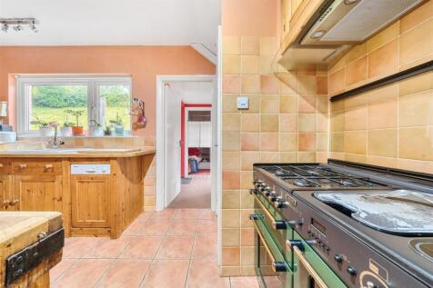 Mill Hill Kitchen..jpg