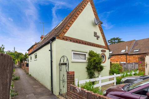 CAM01354G0-PR0580-STILL013