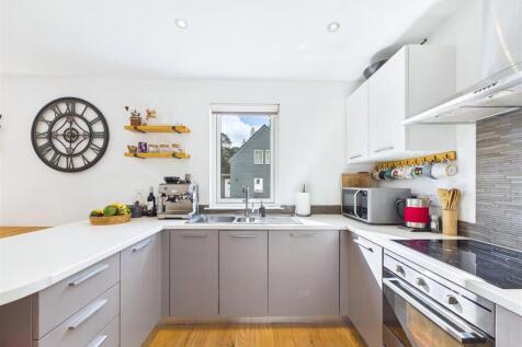 5 Ski Road Cottages