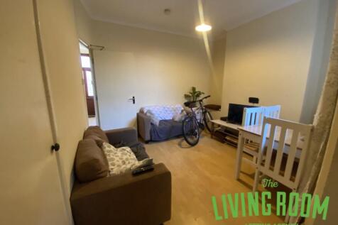 Lounge 2