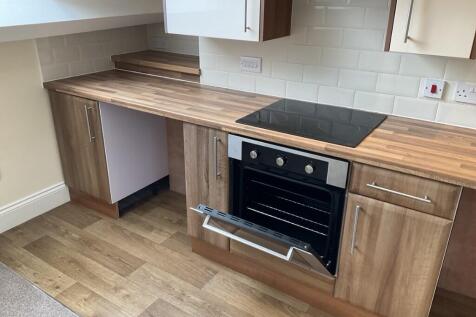 Apt 4, 365 Padiham Road, Burnley, Lancashire, BB12 photo 5
