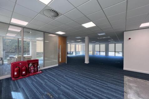 Office to rent Image 5
