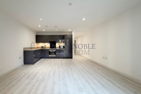 2 BEDROOM 2 BATHROOM FLAT IN HOUNSLOW