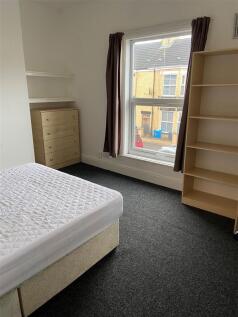Bedroom 4.JPG