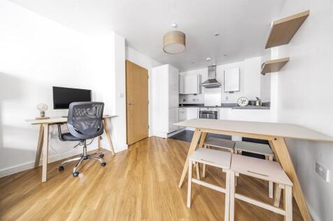 27 Q2, Watlington Street, Reading, RG1 photo 3