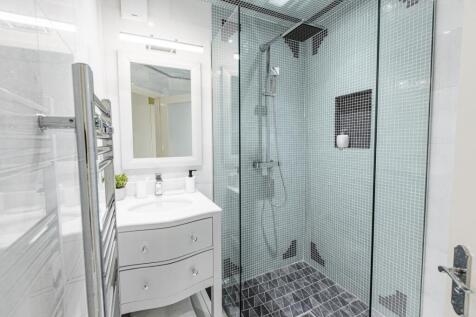 Nel BF bed 2 ensuite