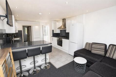 Open Plan Kitchen/ L