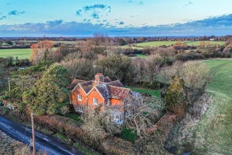 Langtye Cottage Drone-18.jpg