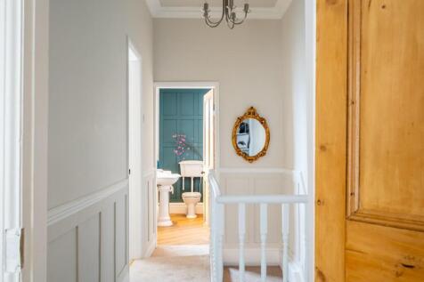 cleveland street-36.jpg